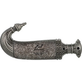 Ornate zilveren Lattafa Pride Khanjar met sierlijke snijkant en traditionele charme